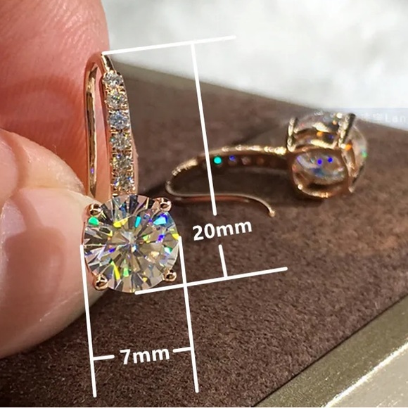 NWT 18k Rose Gold plated Earrings - Picture 6 of 6